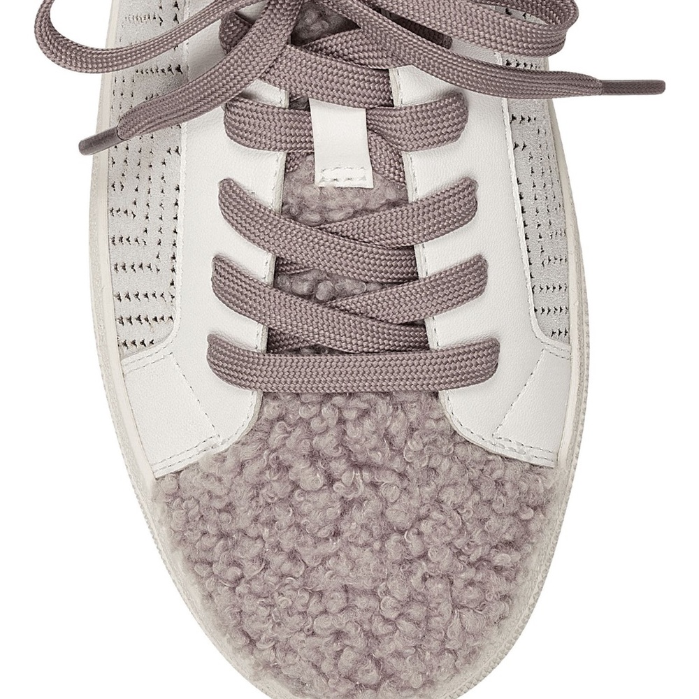 VINCE CAMUTO MYRALYN LEATHER SNEAKERS SCUFFED WHITE SIZE 9.5 NEW IN BOX - Picture 9 of 15